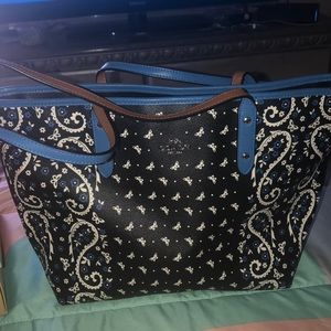 Coach like new Tote